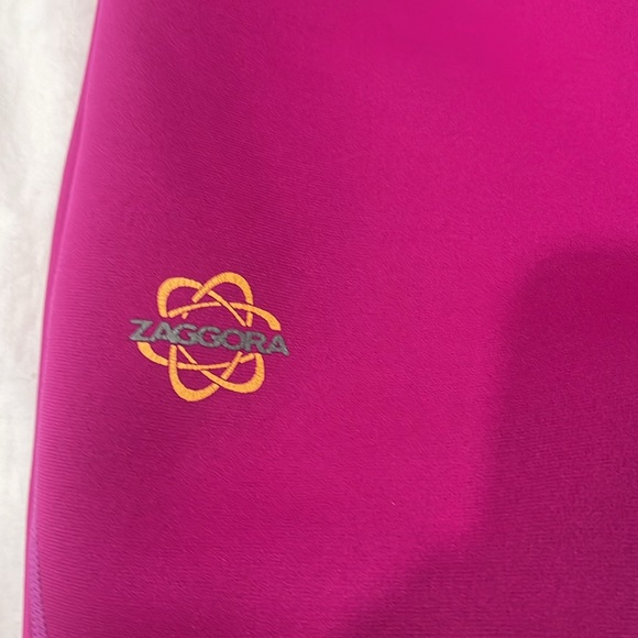 Zaggora Hot Pants - Picture 2 of 4